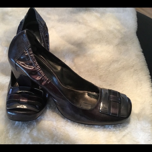 Vince Camuto Steel Gray chunky heel Patent Leather - Picture 4 of 4